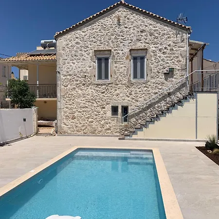 Mangata With Private Pool Casă la țară Spartokhórion