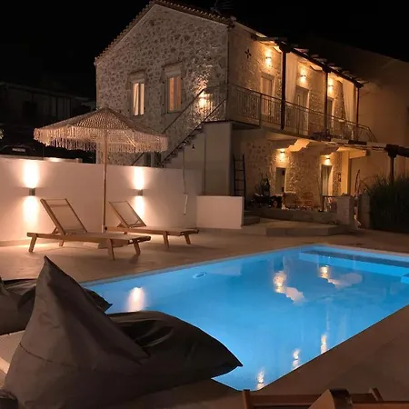 Mangata With Private Pool Casă la țară